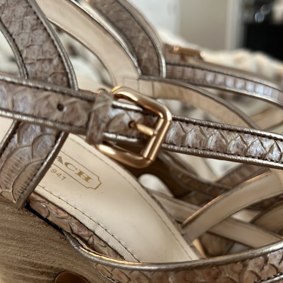 Coach Karolina taupe/nude pearlized snake skin sandal - Picture 7 of 8